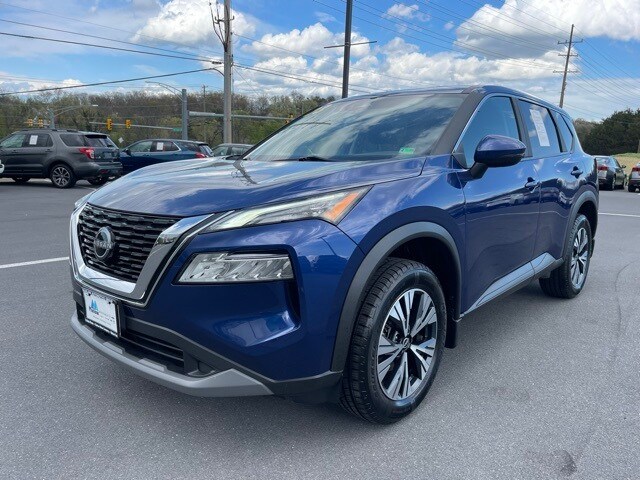 2023 Nissan Rogue SV photo 2