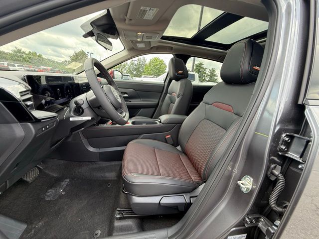 2025 Nissan Kicks SR AWD - Photo 12