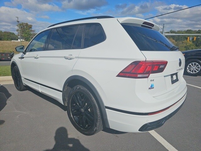 2022 Volkswagen Tiguan SE R-Line Black photo 4