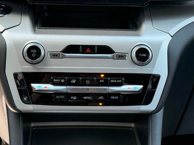 2022 Ford Explorer XLT - Photo 33