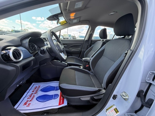 2024 Nissan Versa 1.6 SV photo 13