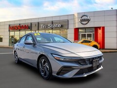 2024 Hyundai Elantra SEL Sedan