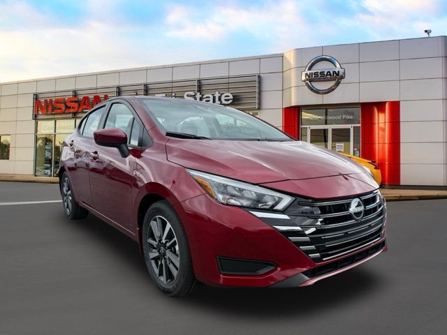 2025 Nissan Versa 1.6 SV CVT's photo
