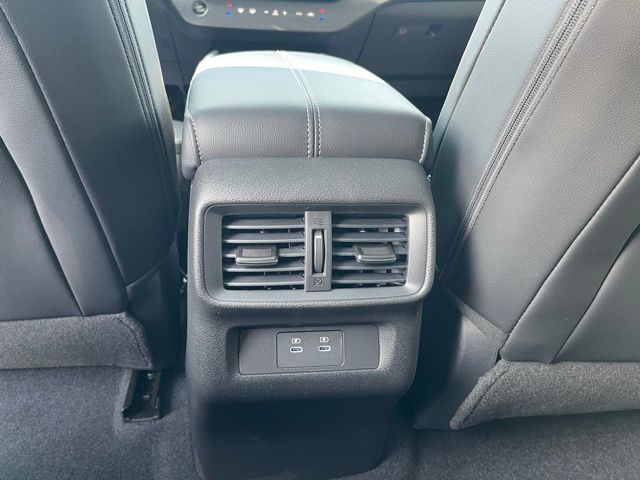 2025 Nissan Murano SL - Photo 20