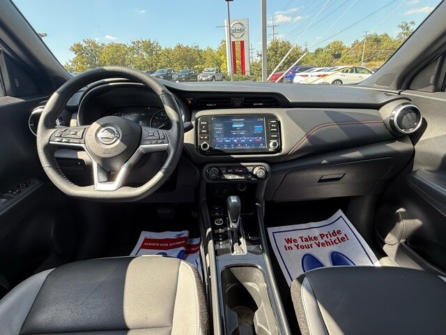 2023 Nissan Kicks SR photo 20