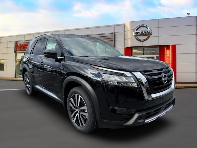 2025 Nissan Pathfinder Sport Utility 