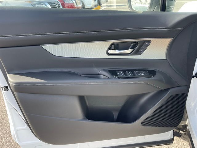 2025 Nissan Murano SL - Photo 9