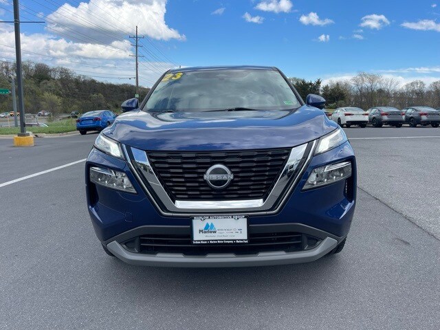 2023 Nissan Rogue SV photo 3
