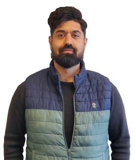 Staff member Jose Munoz from ID_f4ebd7f55cd9