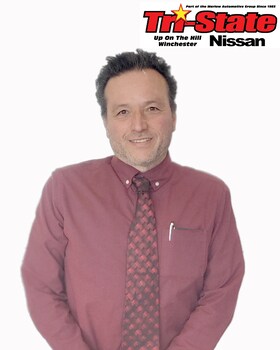 Staff member Keilan Palacios from ID_21ebf29f4f9d