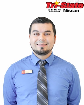 Staff member Martin Arellano from ID_81886be090f1