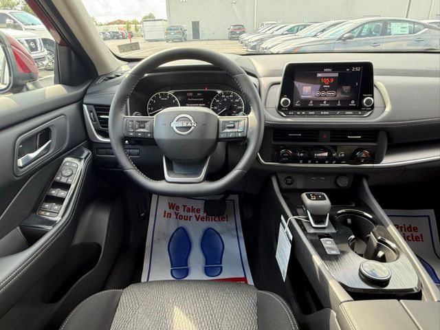 2026 Nissan Rogue SV - Photo 21