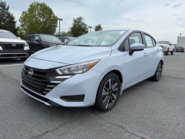 2025 Nissan Versa SV photo 2