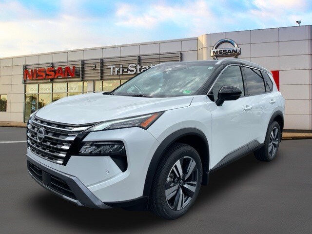 2025 Nissan Rogue SL photo 2