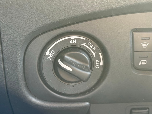 2023 Nissan Frontier PRO-4X photo 33