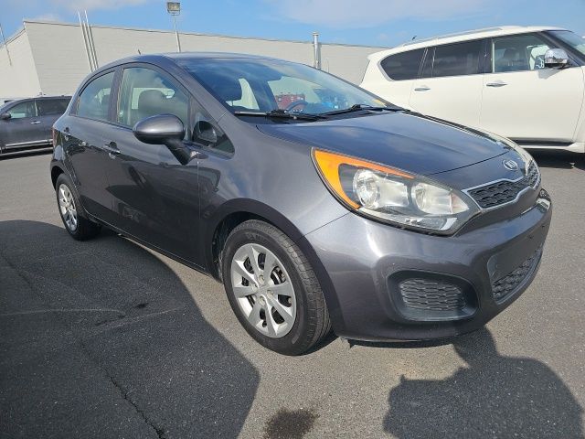Used 2013 Kia Rio 5-Door EX with VIN KNADN5A34D6147253 for sale in Winchester, VA