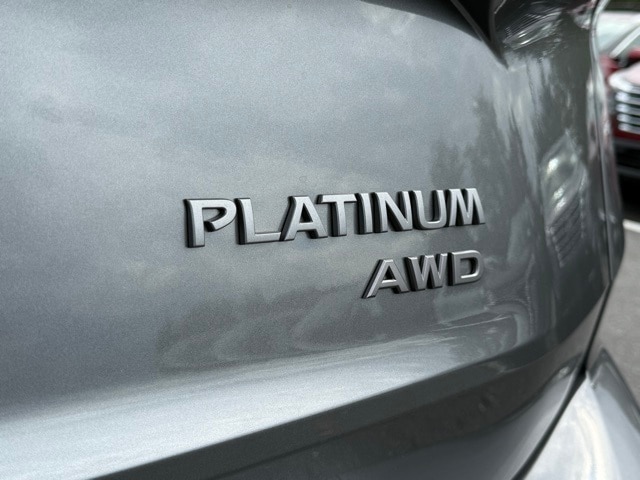2026 Nissan Rogue Platinum photo 15