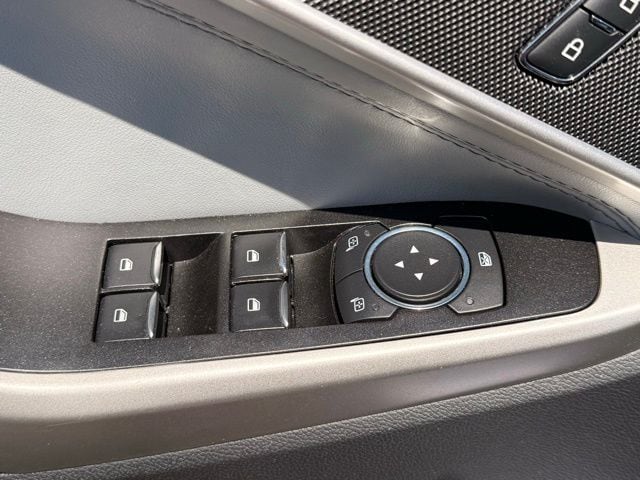 2022 Ford Explorer XLT - Photo 13