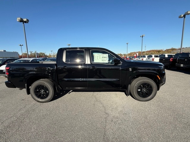 2026 Nissan Frontier SV photo 4