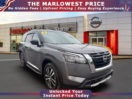 2025 Nissan Pathfinder Platinum SUV
