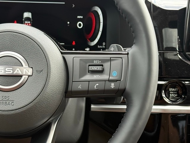 2025 Nissan Pathfinder Platinum photo 25