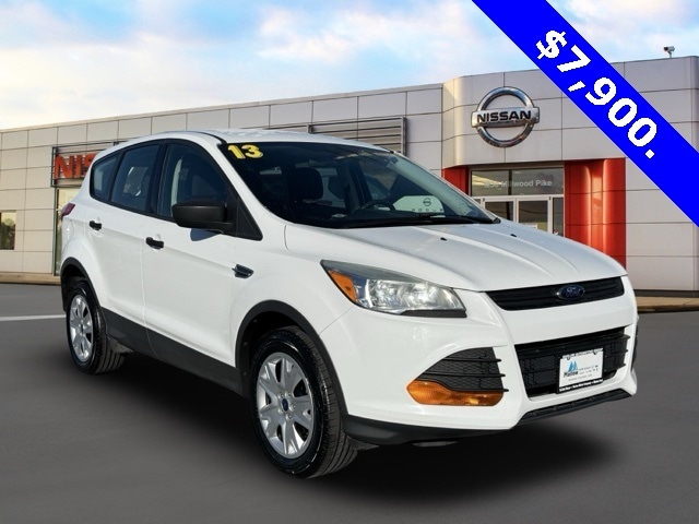 2013 Ford Escape S's photo