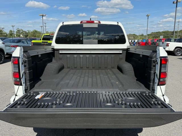 2026 Nissan Frontier SV - Photo 17