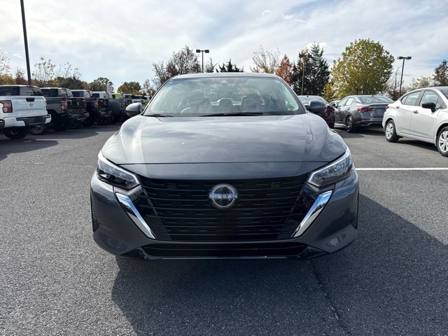 2025 Nissan Sentra SV photo 3