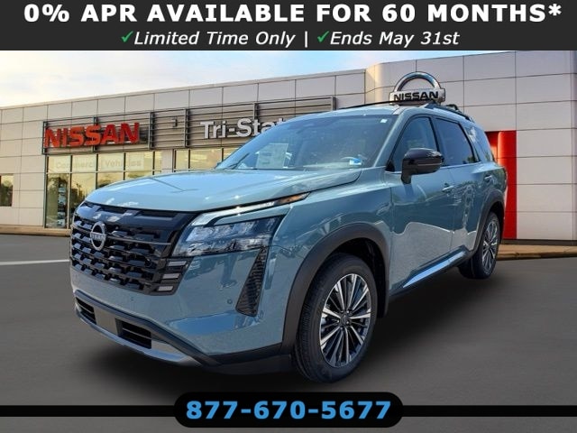 2026 Nissan Pathfinder Platinum 4WD's photo