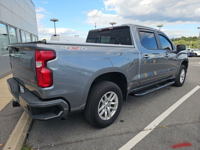 2019 Chevrolet Silverado 1500 RST photo 3