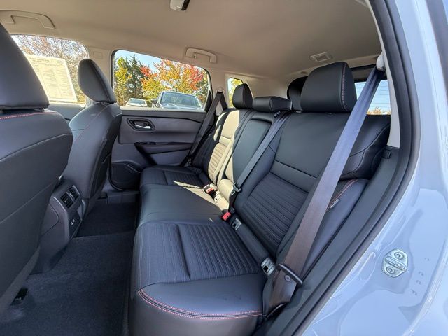2026 Nissan Rogue Rock Creek - Photo 14