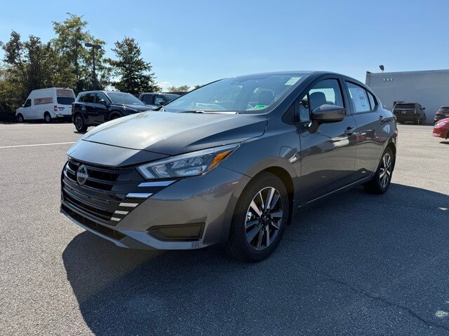2025 Nissan Versa SV photo 2