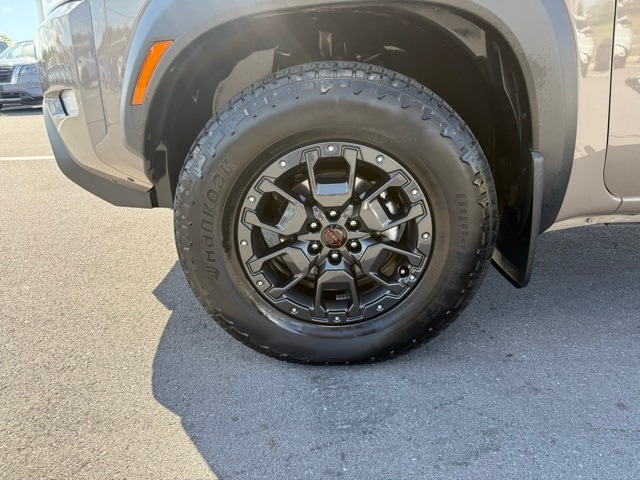 2023 Nissan Frontier PRO-4X photo 8