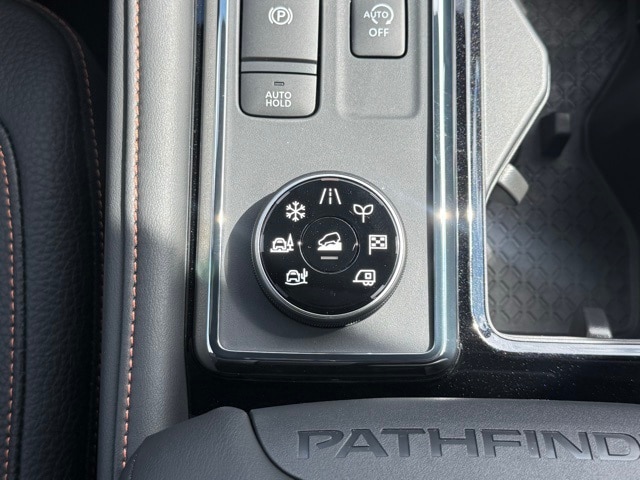 2025 Nissan Pathfinder Rock Creek photo 27