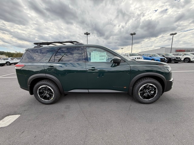 2025 Nissan Pathfinder Rock Creek photo 4