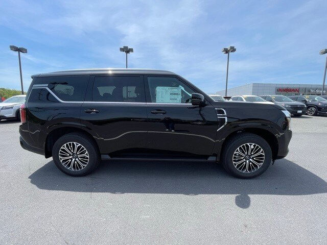 2025 Nissan Armada SL photo 4