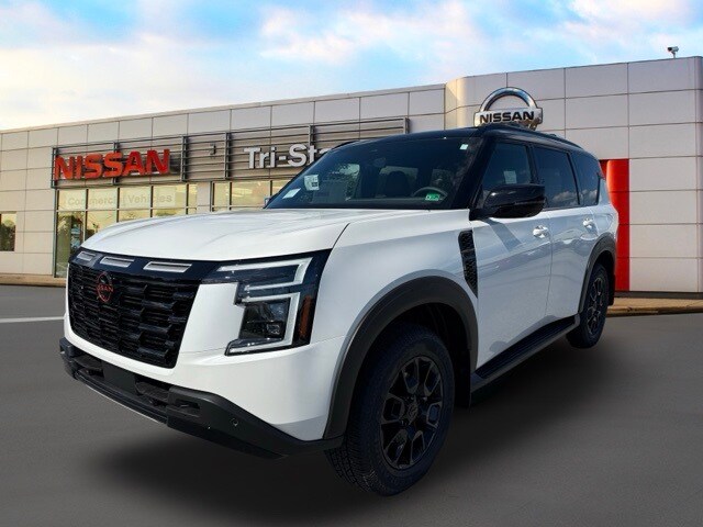 2025 Nissan Armada photo 2