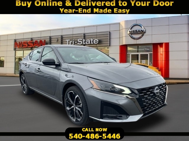 2025 Nissan Altima SR's photo