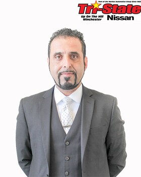 Staff member Julius Zakery from ID_21ebf29f4f9d