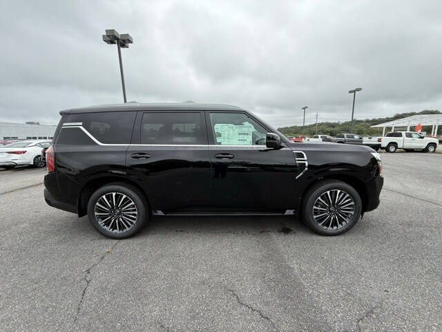 2025 Nissan Armada Platinum Reserve photo 4