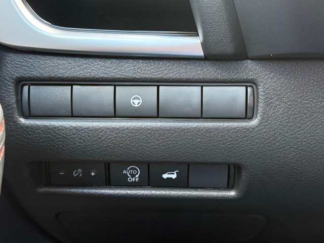 2026 Nissan Rogue SV photo 30