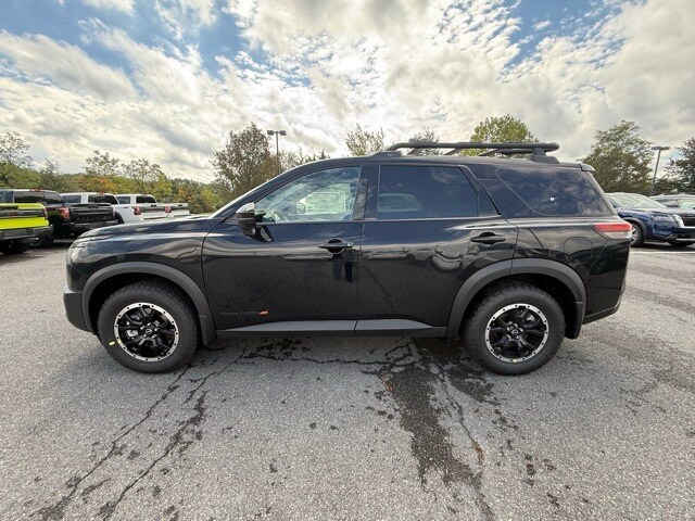 2025 Nissan Pathfinder Rock Creek photo 7