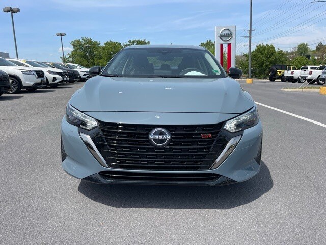 2025 Nissan Sentra SR photo 3
