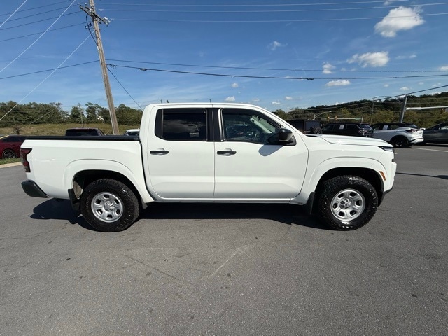2023 Nissan Frontier S photo 3
