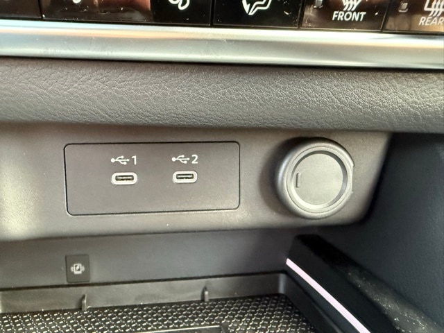 2026 Nissan Rogue SV photo 31