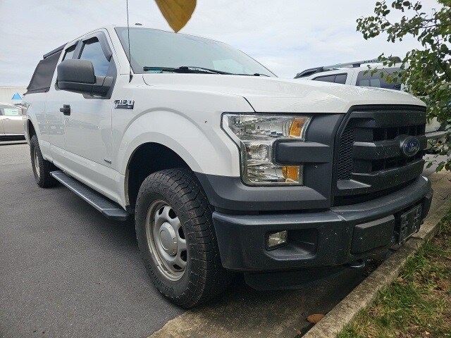 2015 Ford F-150 XL photo 2