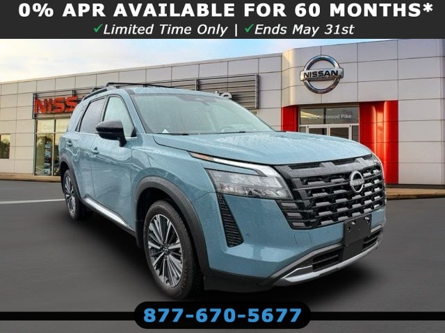 2026 Nissan Pathfinder Platinum 4WD's photo