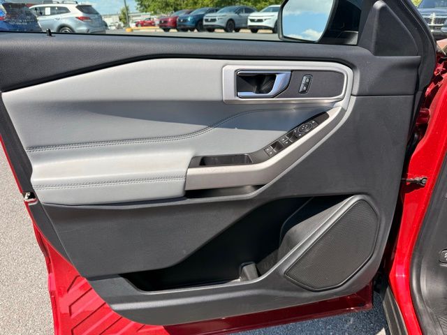 2022 Ford Explorer XLT - Photo 12