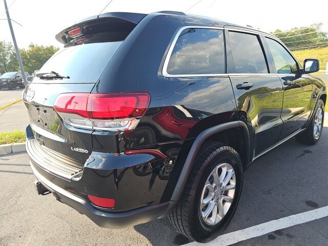 2021 Jeep Grand Cherokee Laredo E photo 3