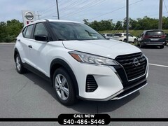 2025 Nissan Kicks Play